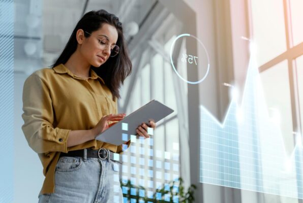 Descubrí cuatro tecnologías que están revolucionando los negocios más allá de la Inteligencia Artificial: RPA, IoT, gestión colaborativa y Low-Code.